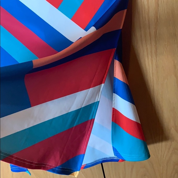 Dress - Picture 3 of 5